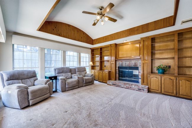 2613 Lambda Ln, House other with 4 bedrooms, 3 bathrooms and null parking in Flower Mound TX | Image 9