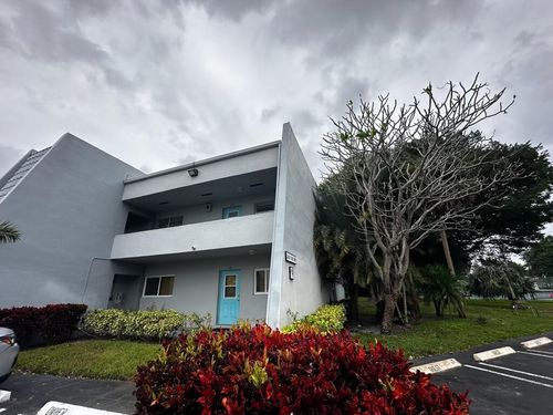 2150-2600 Fiore Way, Delray Beach, FL, 33445-8741 | Card Image