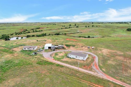 18448 Highway 6, Sayre, OK, 73662-4110 | Card Image