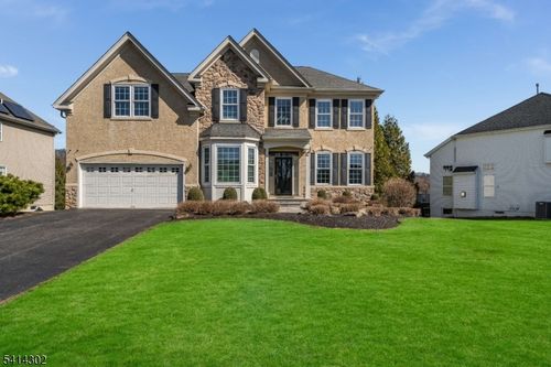 2 Elm Dr, Clinton, NJ, 08809-2044 | Card Image
