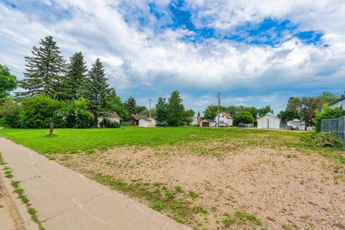 5116 53 Ave, Viking, AB, T0B | Card Image