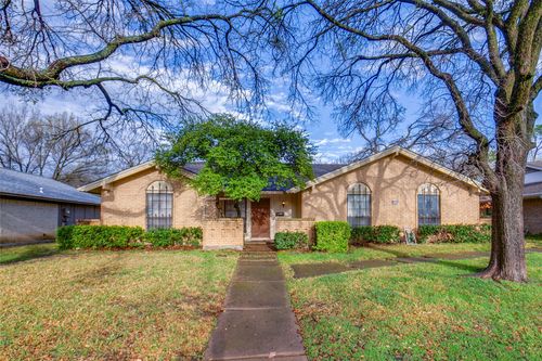 2009 Nantucket Dr, Richardson, TX, 75080-2322 | Card Image