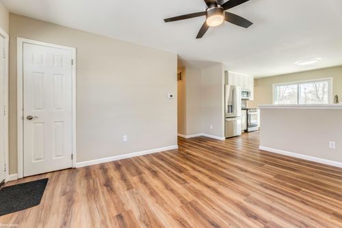 110 Botsford St, Port Huron, MI, 48060-4107 | Card Image