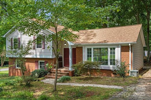6541 Old Reid Rd, Charlotte, NC, 28210-4038 | Card Image