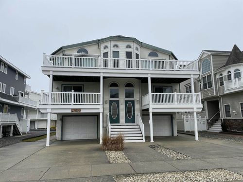 east-25 69th Street, Sea Isle City, NJ, 08243 | Card Image