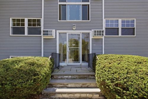 3-177 Franklin St, Stoneham, MA, 02180-1518 | Card Image