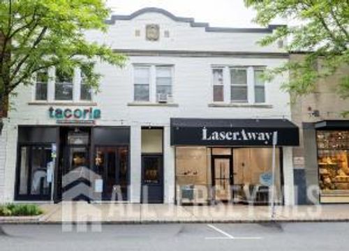 353 Springfield Ave, Summit, NJ, 07901-4603 | Card Image