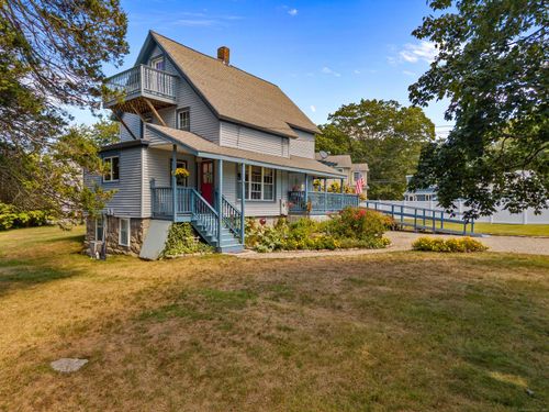 7 Nichols Ln, Waterford, CT, 06385-3610 | Card Image