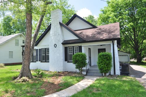 212 1st Ave, Murfreesboro, TN, 37130-4404 | Card Image