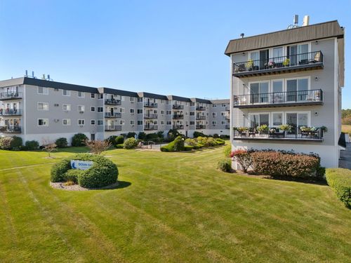 a1-190 Kings Hwy, Hampton, NH, 03842-2505 | Card Image