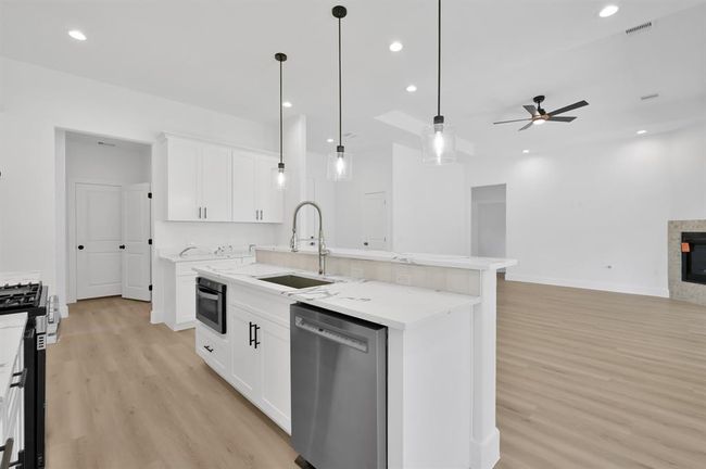 3306 Shadowcrest Ln, House other with 4 bedrooms, 3 bathrooms and 2 parking in Spring TX | Image 10