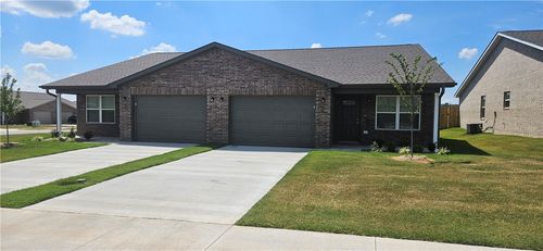 6807 Nw Trevy St, Bentonville, AR, 72713 | Card Image