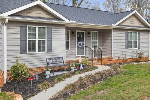 119 Nicholas Ct, Easley, SC, 29640-6820 | Card Image