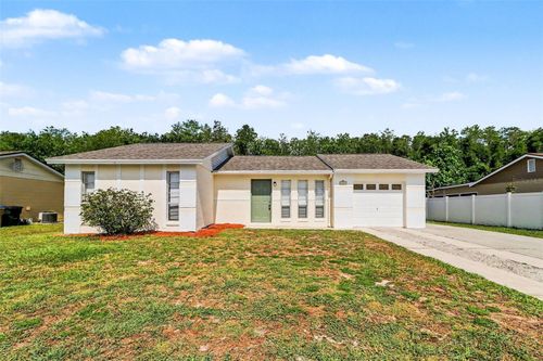 136 W Cedarwood Circle, Kissimmee, FL, 34743 | Card Image