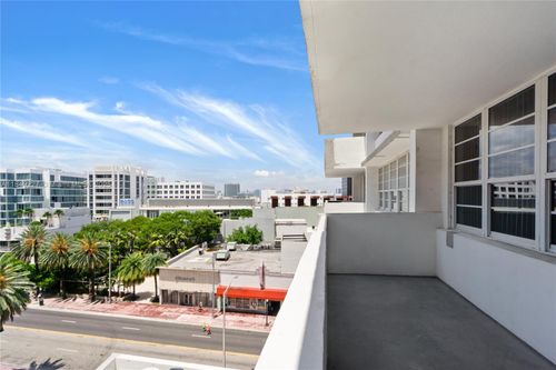 709-100 Lincoln Rd, Miami Beach, FL, 33139-2013 | Card Image