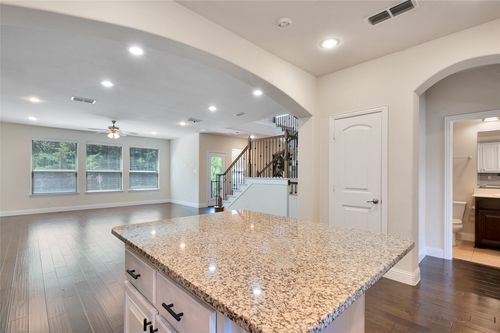 unit-5-7315 Venice Dr, Grand Prairie, TX, 75054-6675 | Card Image