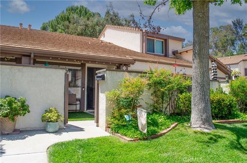 24717 Sand Wedge Ln, Valencia, CA, 91355-2313 | Card Image