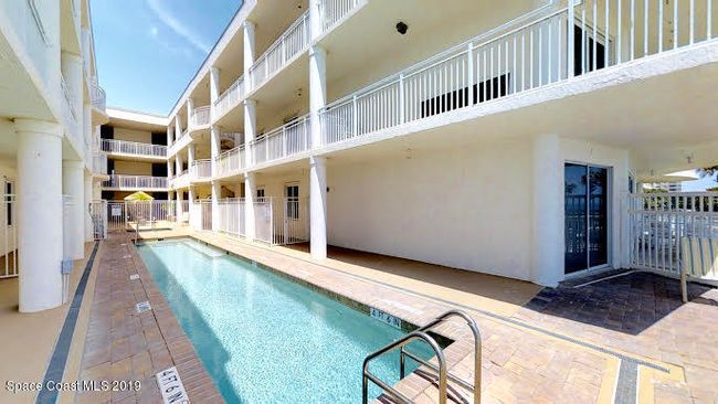 105 - 601 N Miramar Ave, Condo with 3 bedrooms, 3 bathrooms and null parking in Indialantic FL | Image 5