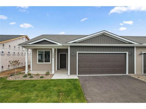 1342 Rose St, New Richmond, WI, 54017-5504 | Card Image