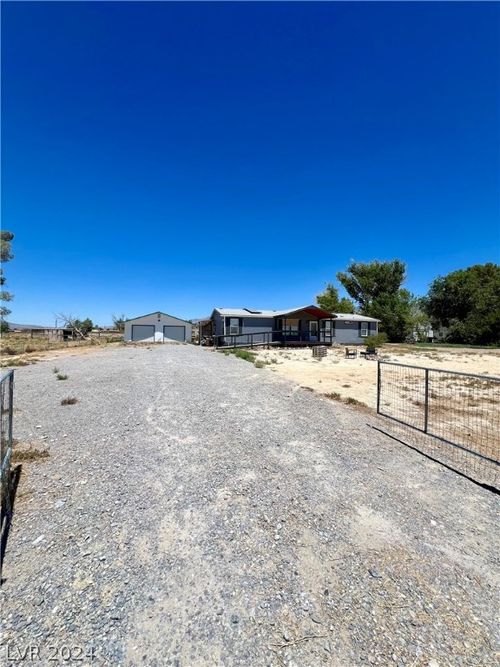 60 W Country Place Road, Pahrump, NV, 89060 | Card Image