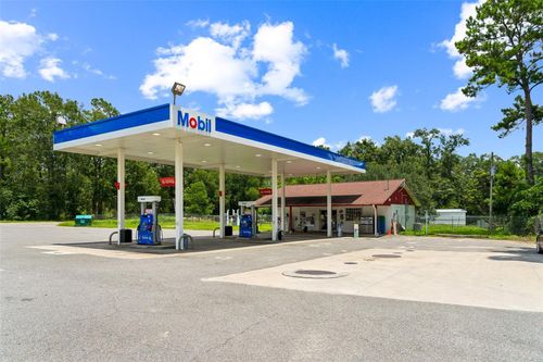 3749 Pat Thomas Pkwy, Quincy, FL, 32351-7853 | Card Image