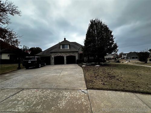 304 E 123rd Ct S, Jenks, OK, 74037-4296 | Card Image