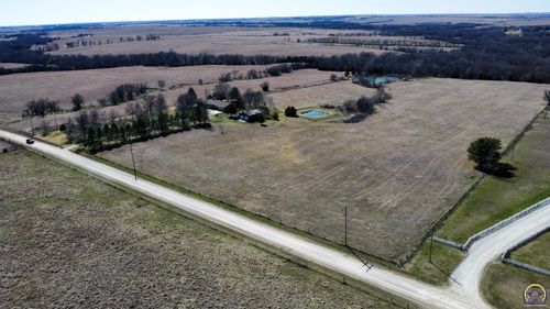 1227 Road J, Emporia, KS, 66801-7551 | Card Image