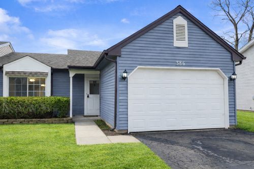 386 Campus Dr, Elgin, IL, 60120-8121 | Card Image