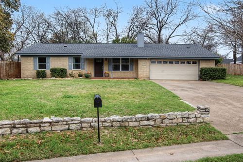 405 Torrey St, Granbury, TX, 76048-2443 | Card Image