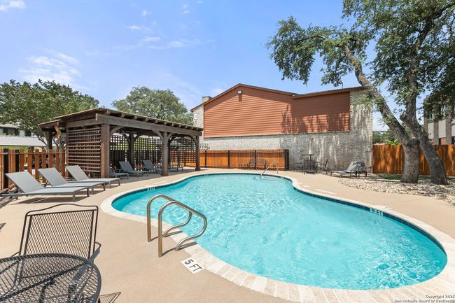 APT-101 - 2718 Old Field Dr, Townhouse with 2 bedrooms, 3 bathrooms and null parking in San Antonio TX | Image 33