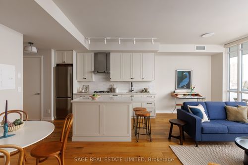 707-36 Howard Park Avenue, Toronto, ON, M6R0A5 | Card Image