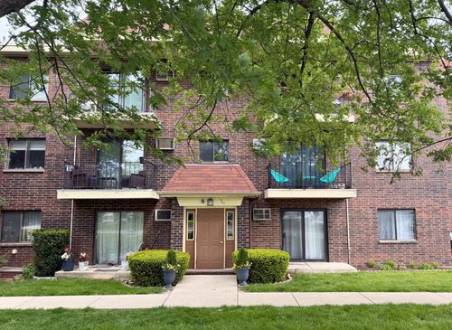 gf-942 N Rohlwing Rd, Addison, IL, 60101-1033 | Card Image