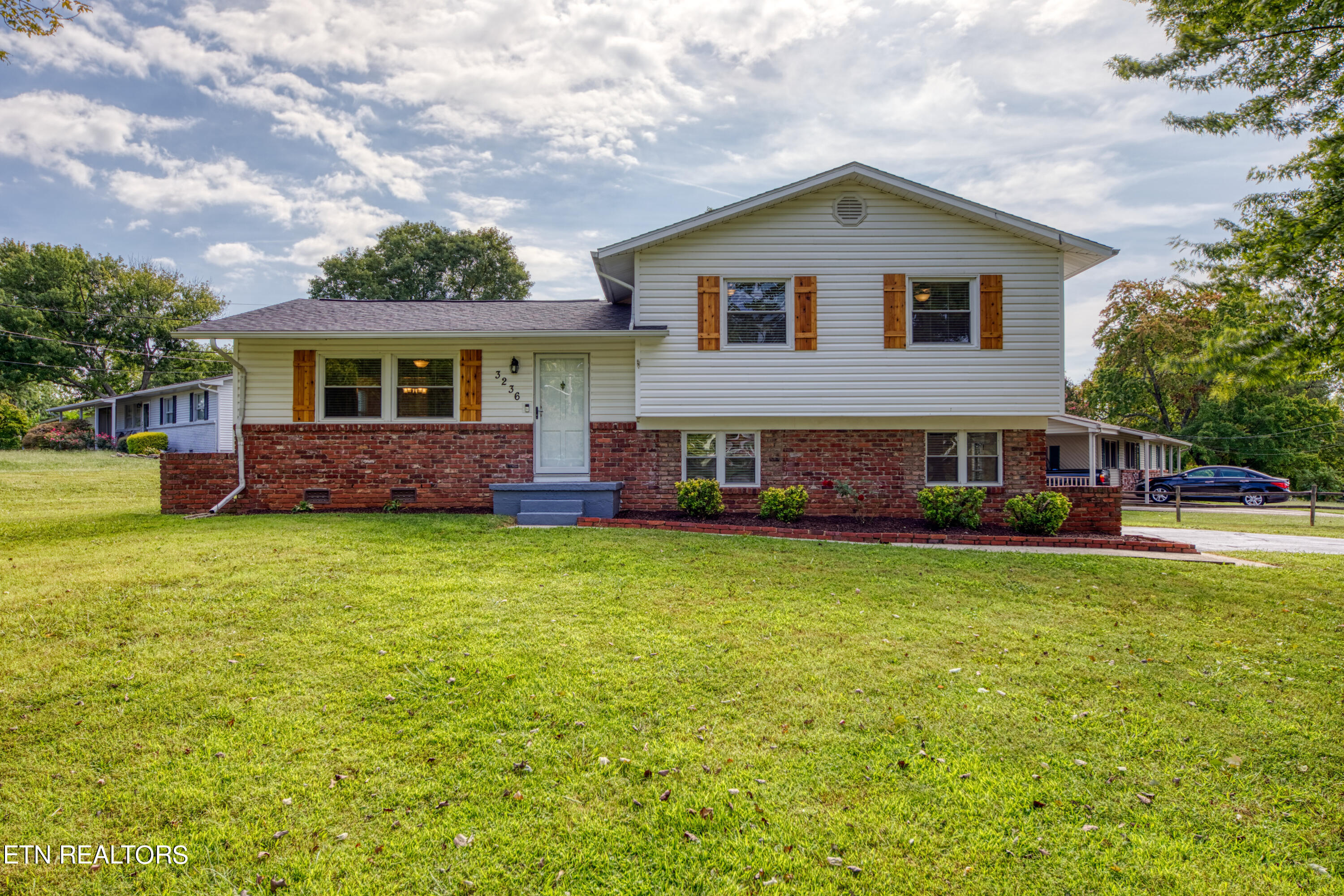 Lineback Rd, Knoxville, TN 37921
