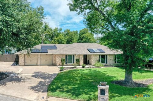 606 S Lake Creek Dr, Round Rock, TX, 78681-4933 | Card Image