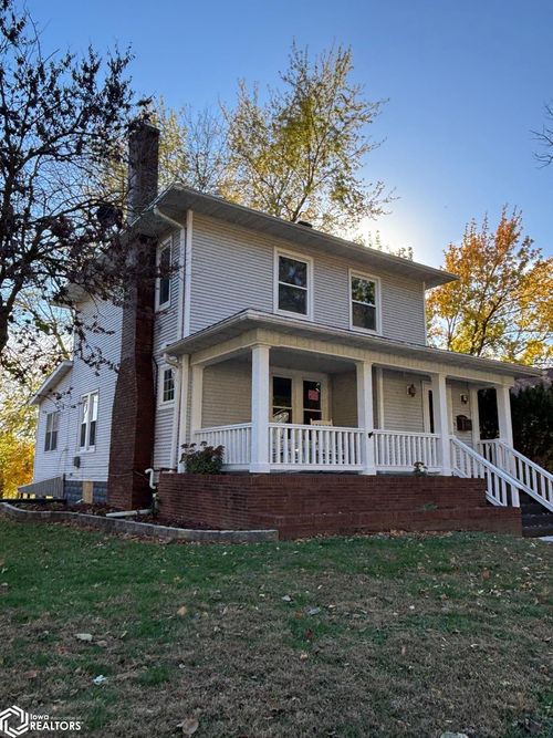 1312 Avenue B, Fort Madison, IA, 52627-2611 | Card Image