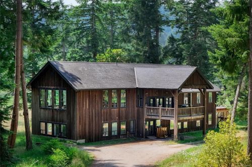 1710 N End Rd, Salt Spring Island, BC, V8K1C6 | Card Image