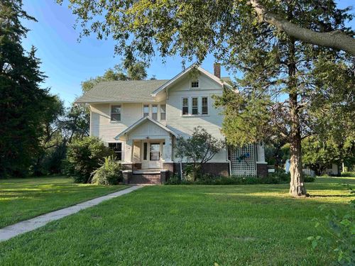 555 180th St, Dakota City, NE, 68731-3032 | Card Image