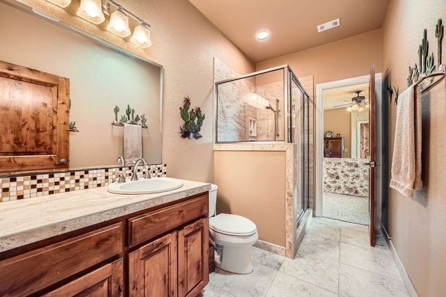 Guest Bathroom w/ walk-in shower | Image 19