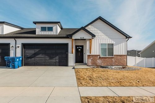 676 S Idaho Ave, Sugar City, ID, 83448-1293 | Card Image