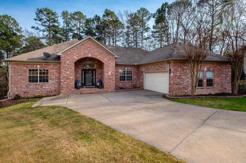 15 Roanne Ct, Little Rock, AR, 72211-6206 | Card Image