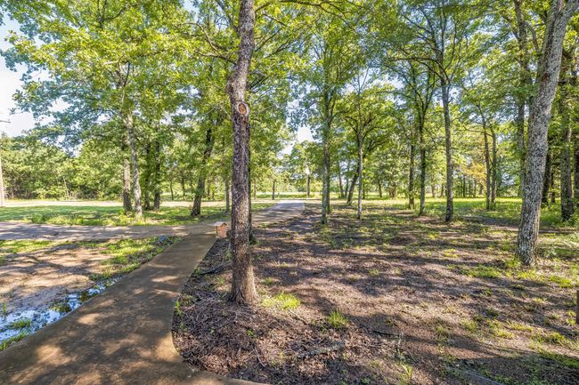 906 County Road 2770, House other with 3 bedrooms, 3 bathrooms and null parking in Honey Grove TX | Image 25