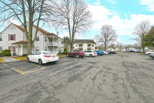 171 Fairview Cir, Middle Island, NY, 11953-2348 | Card Image