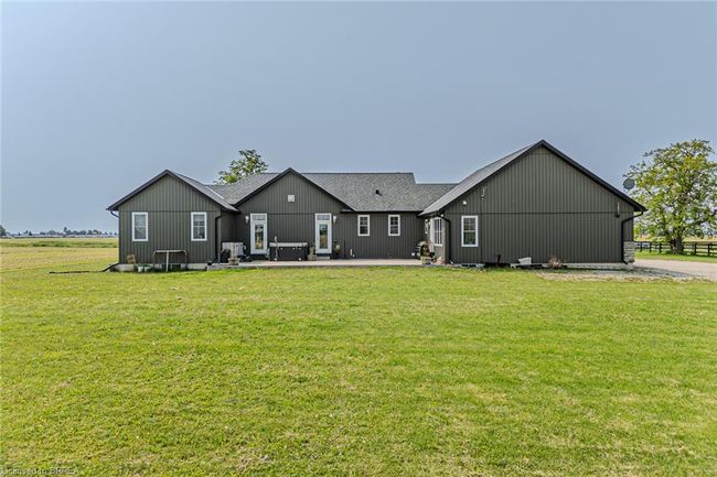 26 8 Th Concession Rd, Home with 3 bedrooms, 2 bathrooms and 9 parking in Brant ON | Image 17