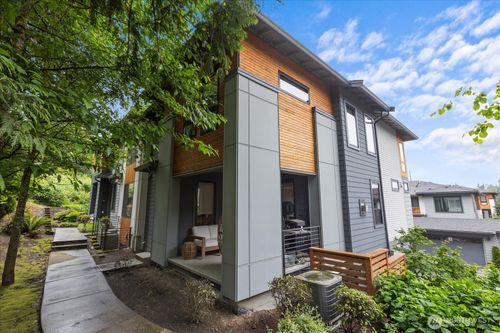 12873 Se 75th Rd, Newcastle, WA, 98056-5005 | Card Image