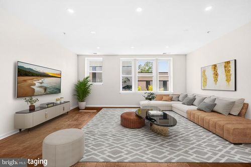 302-1109 O St Nw, WASHINGTON, DC, 20005-4443 | Card Image