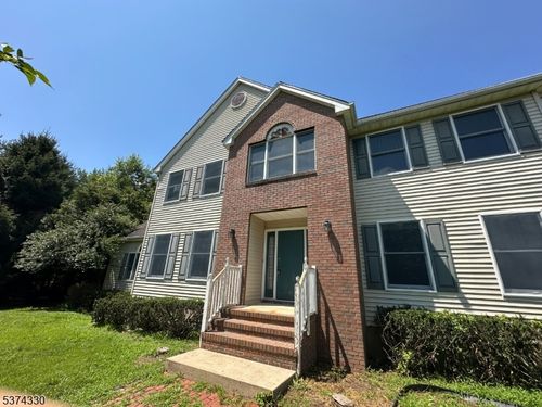 3 Van Fleet Rd, Neshanic Station, NJ, 08853-4301 | Card Image