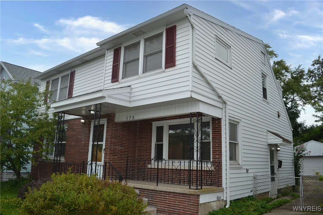 Kinsey Ave, Buffalo, NY 14217