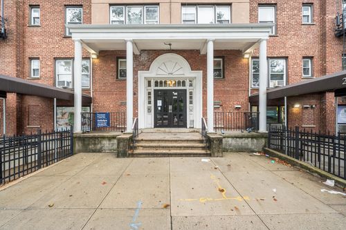 2c-2520 John F Kennedy Blvd, Jersey City, NJ, 07304-2054 | Card Image