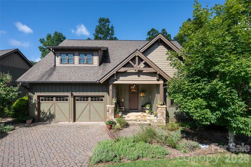 15 Stills Creek Loop, Fairview, NC, 28730-0135 | Card Image