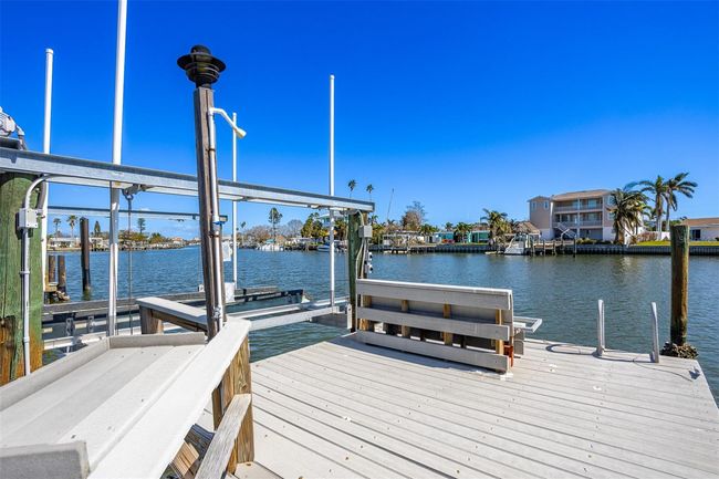 513 S Bayshore Dr, House other with 2 bedrooms, 2 bathrooms and null parking in MADEIRA BEACH FL | Image 13